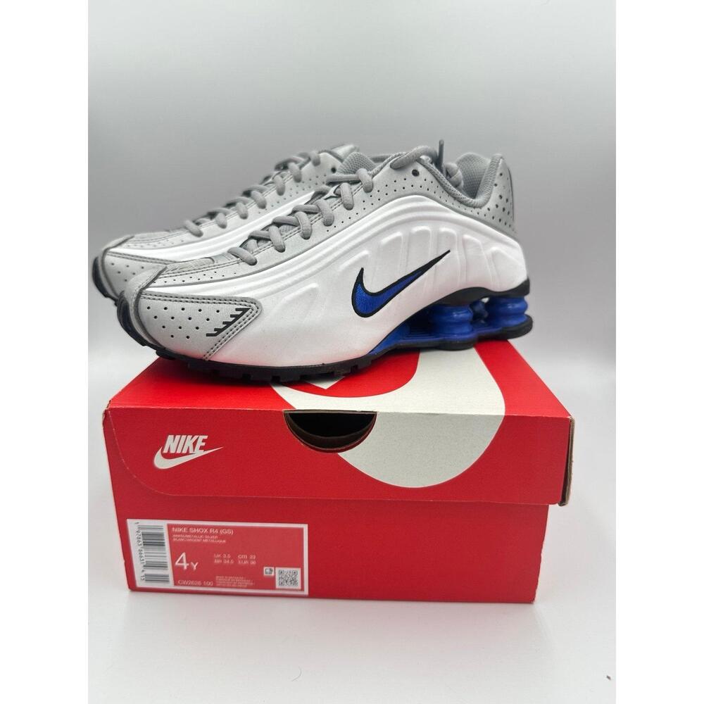 Nike Shox R4 GS White Blue Silver CW2626-100 Youth Size 4Y / 5.5W | NIB OG All